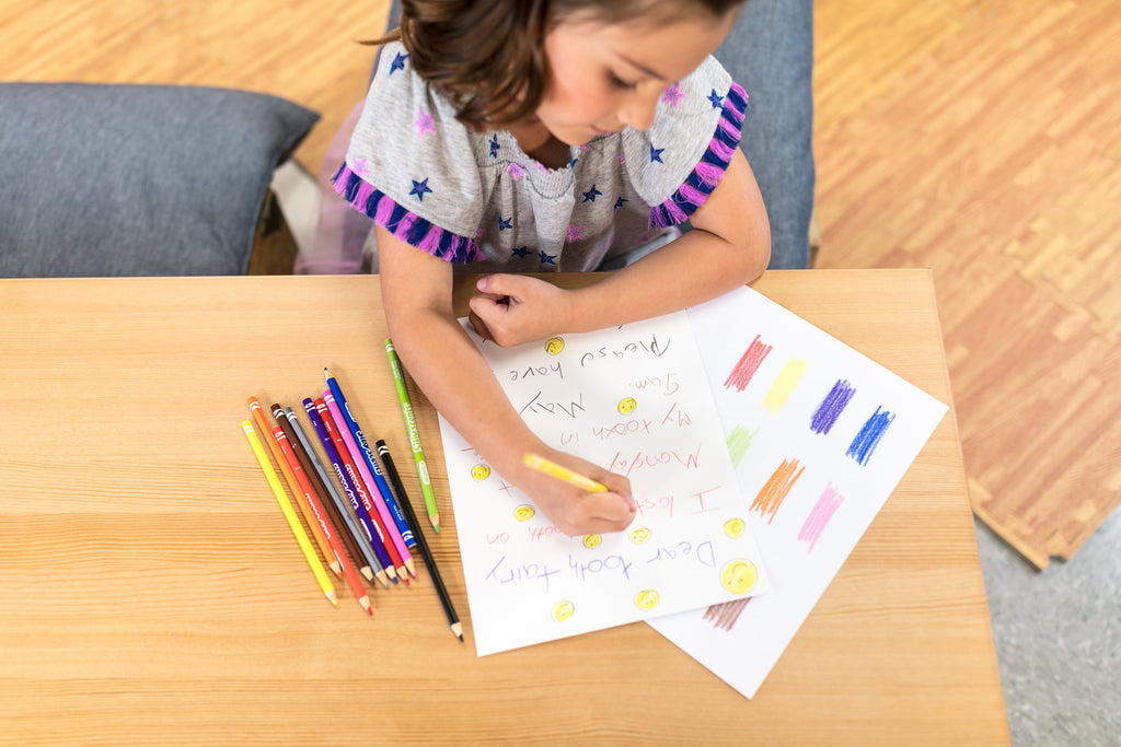 Crayola Pencil Set Silly Scents Colored Pencils Beginner Child, 12 Pieces